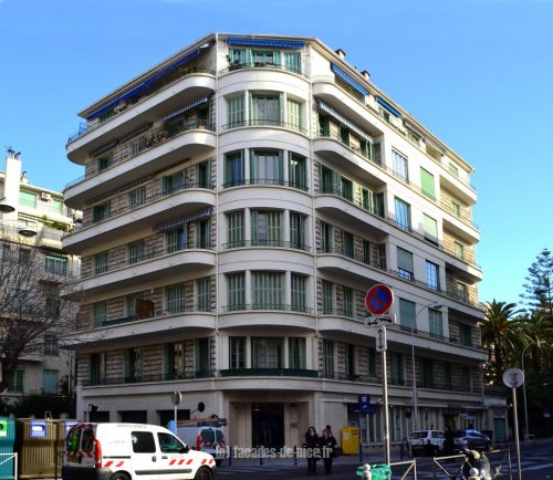 Les Anémones