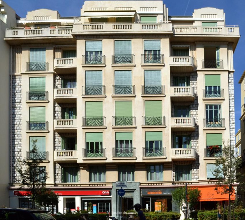 Palais Azurie