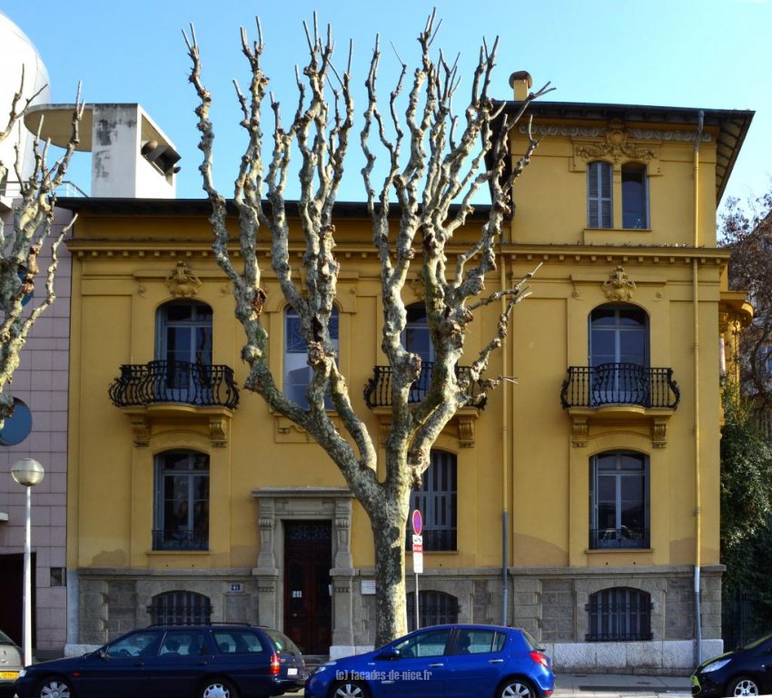 Villa Césarie