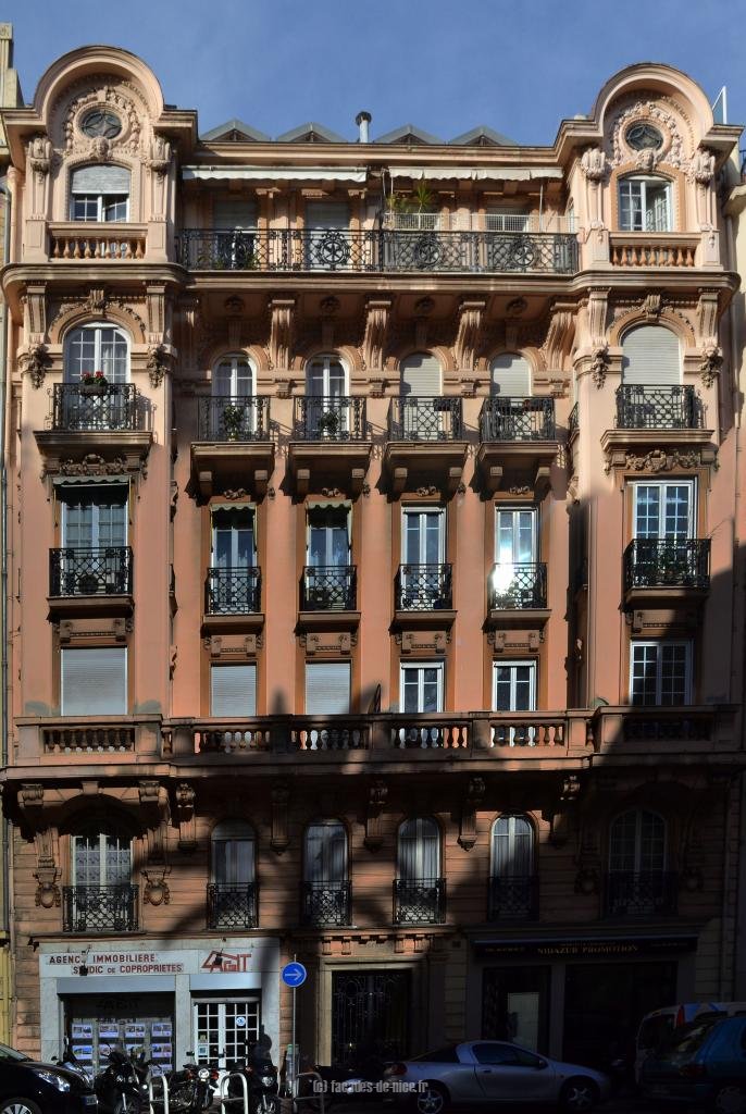 Castel Joli 